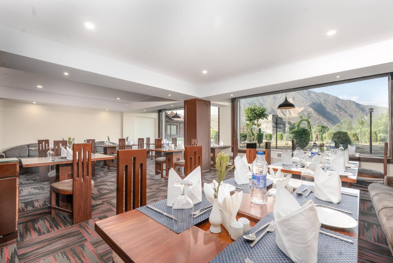 The Chinar Srinagar Hotel Esterno foto